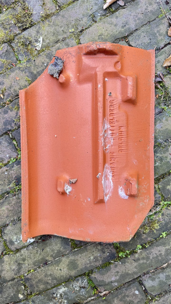 GRATIS 200-300 Dakpannen Pottelberg