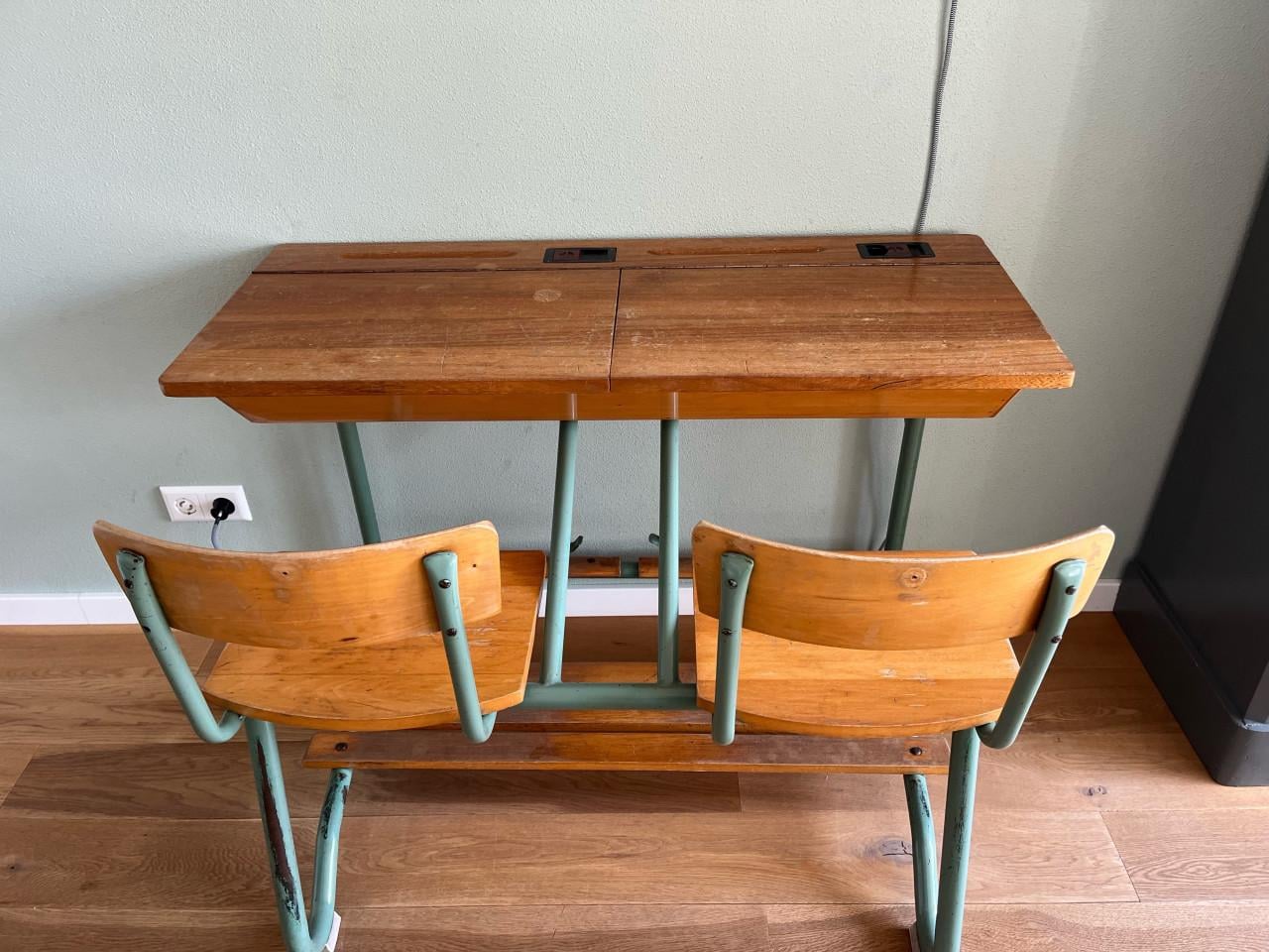 Vintage 2 persoons schoolbank/ schoolbureau