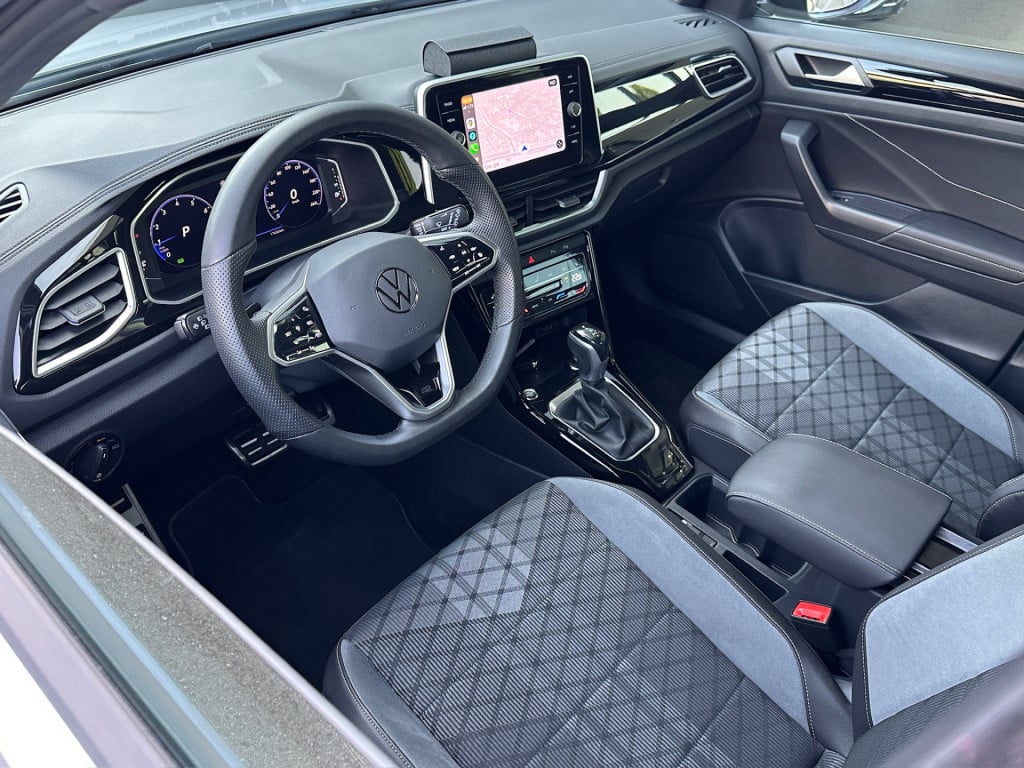 Volkswagen T-roc 1.5 tsi 150pk dsg r-line | camera | keyless | carplay | le