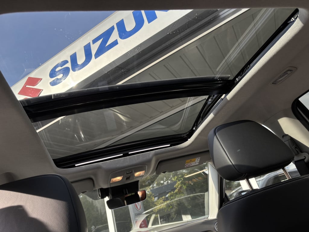 Suzuki Vitara 1.4 boosterjet style smart hybrid/ panoramadak
