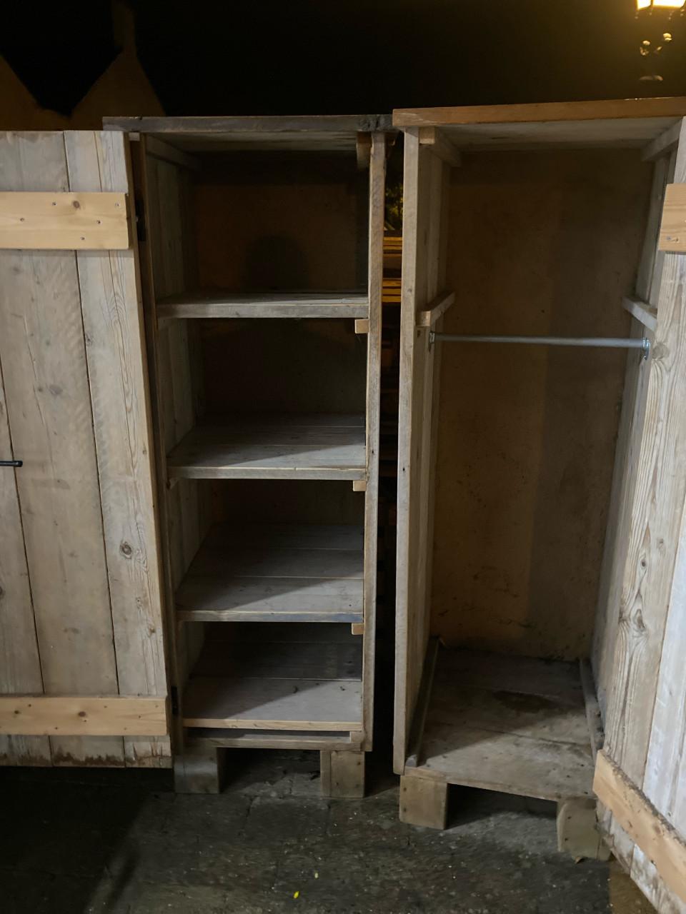 Te koop 2 steigerhout kasten