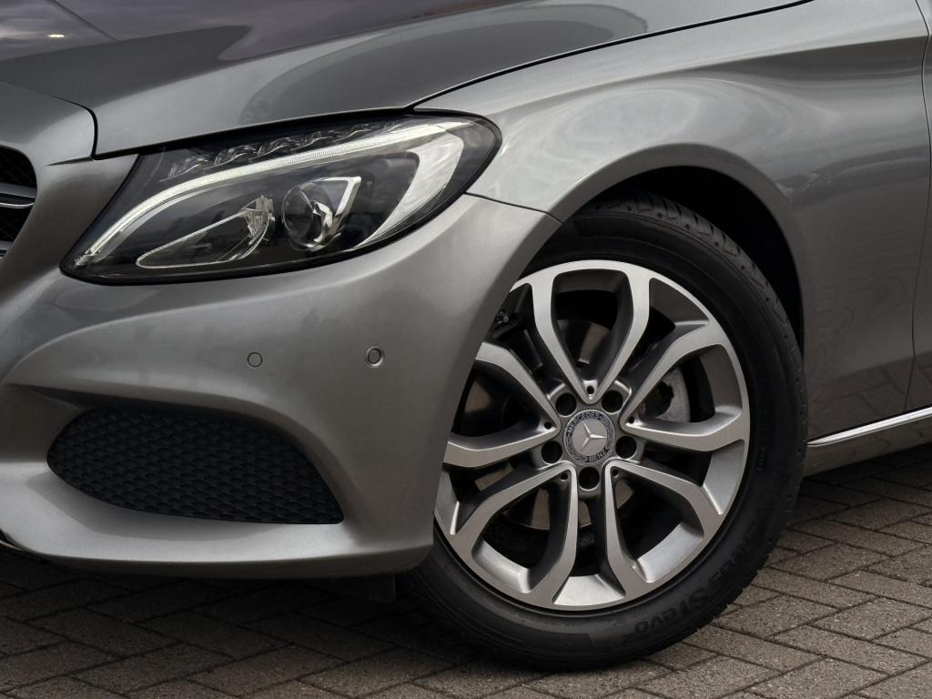 Mercedes-Benz C-Klasse 180 prestige | schuif/kanteldak | trekhaak | stoelve