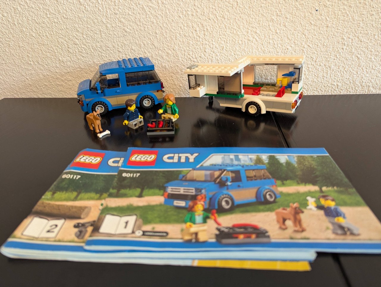 LEGO City Busje & caravan 60117