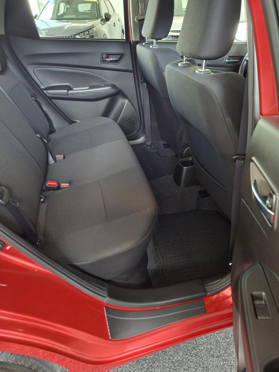 Suzuki Swift 1.2 style smart hybrid