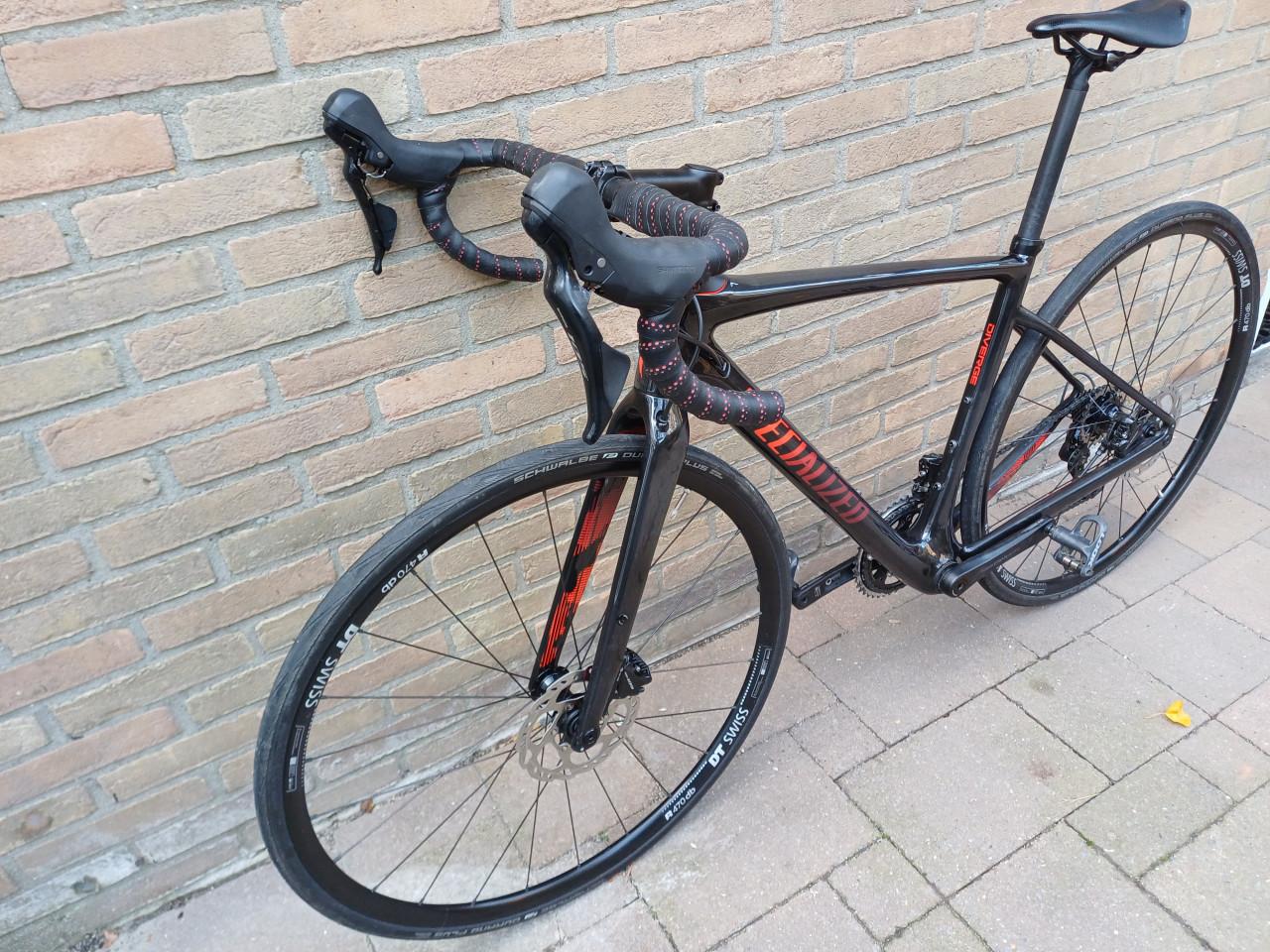 Racefiets Specialized Diverse (gravel fiets)