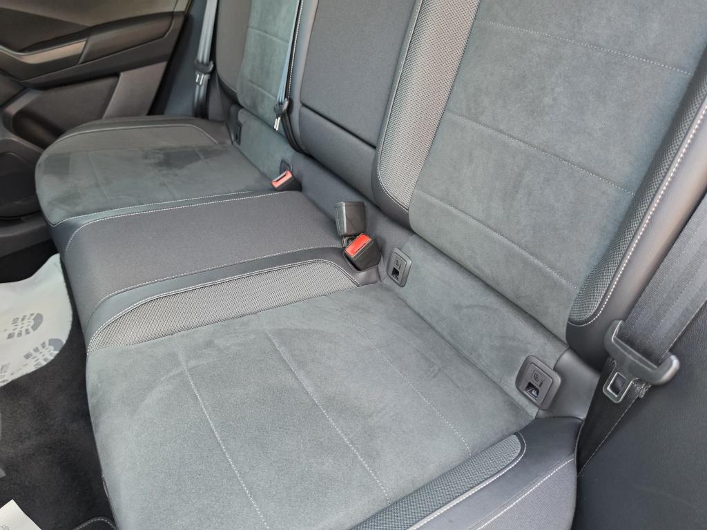 Volkswagen T-roc 1.5 tsi r-line | virtuel | clima | navi | parkassist | iq 