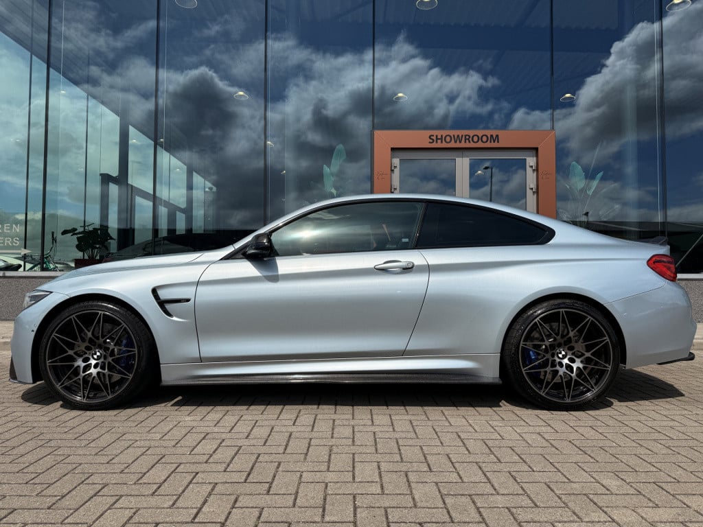 BMW M4 4-serie coupé competition lci | carbon | harman kardon | sportuitlaa