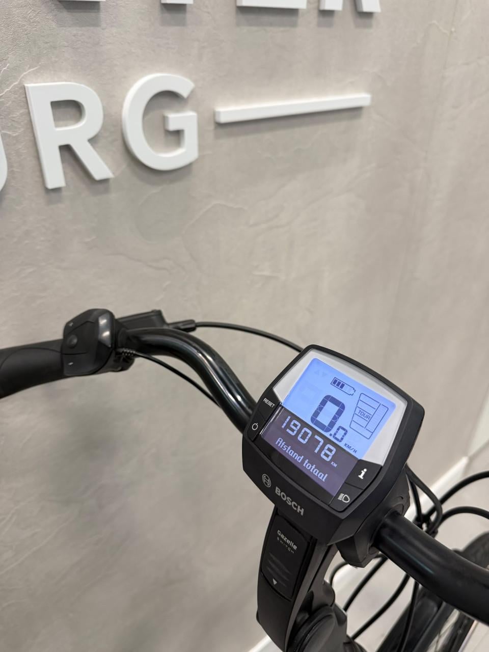 Gazelle Grenoble C8 HMB Bosch Active Line Plus 61CM 500Wh