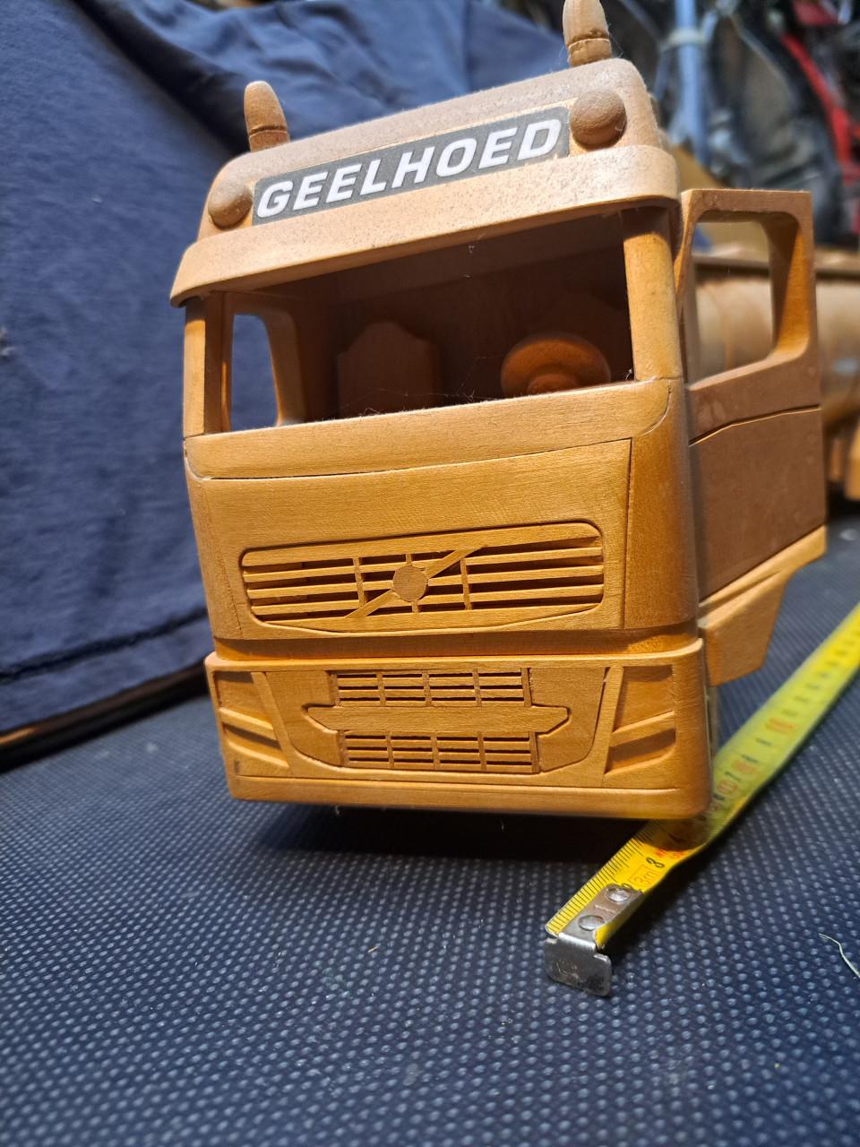 Volvo truck Geelhoed