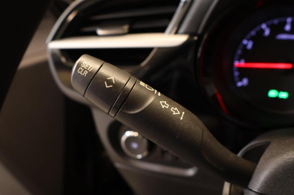 Opel Corsa 1.2 edition appconnect, airco, cruise,