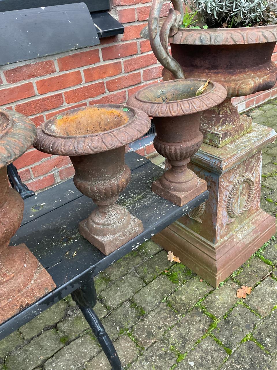 Gietijzeren vazen ( Opruiming )