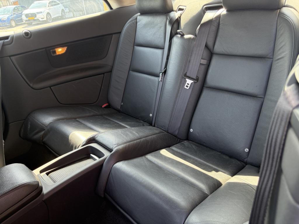 Volvo C70 convertible 2.4i momentum