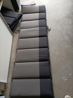 Ligbed kussen twee stuks