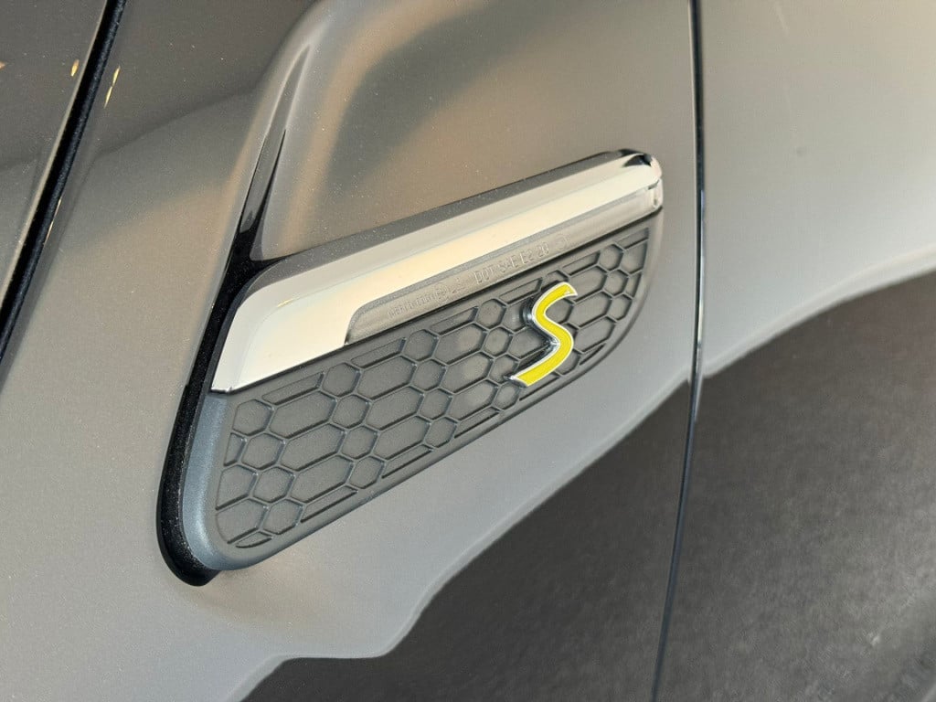 Mini Electric mini essential 33 kwh