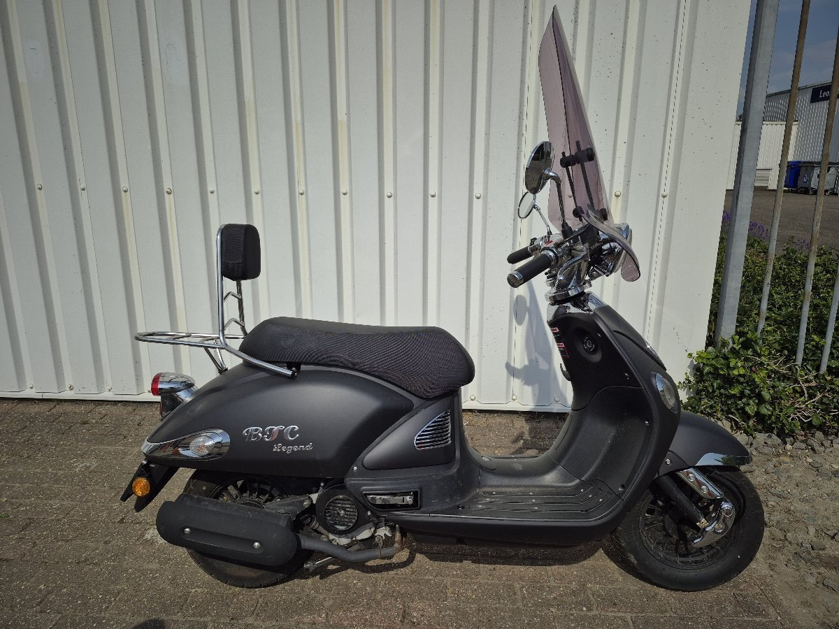 BTC Retro scooter uit 2019, Nieuwstaat!