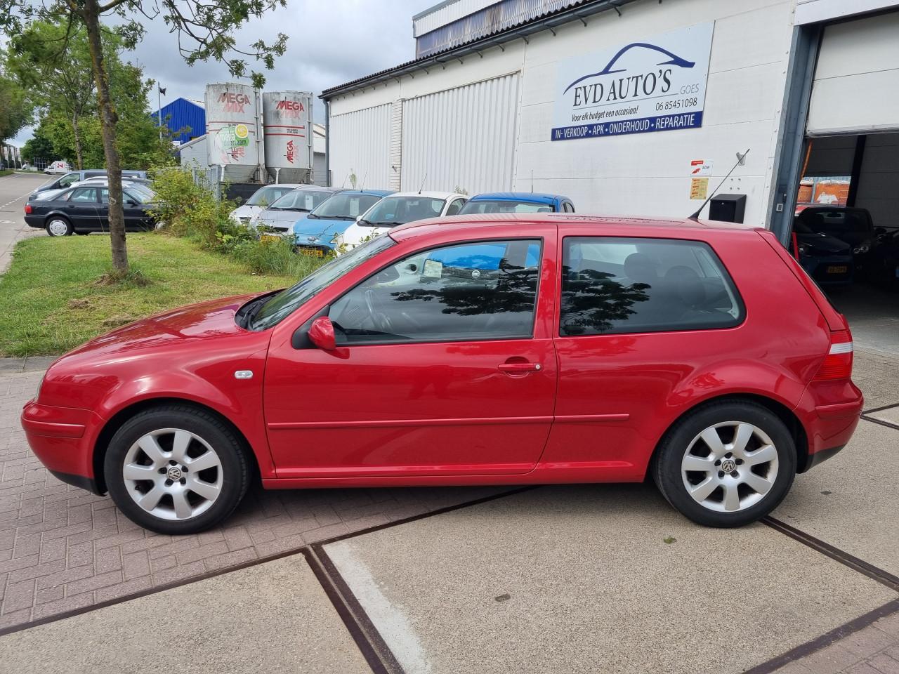 Volkswagen Golf 1.6-16V Sportline | Trekhaak | Cruise control!