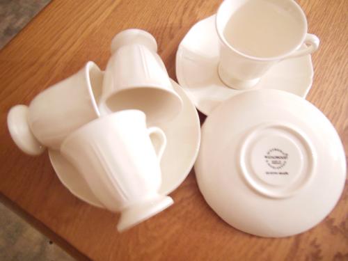 Espresso/Moccakopjes van Wedgwood Queens Shape