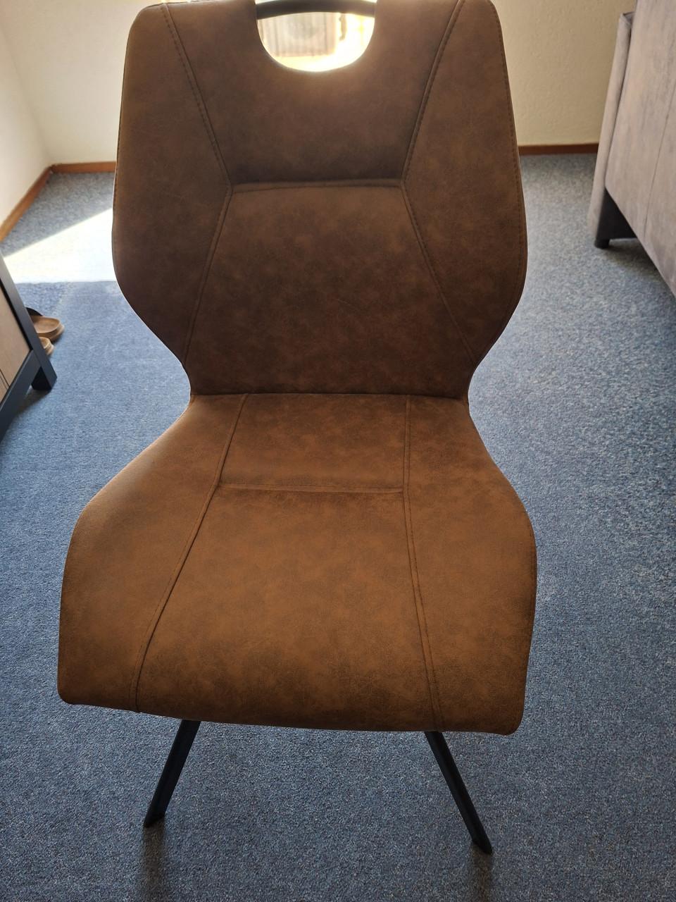Eetkamerstoelen z.g.a.n.