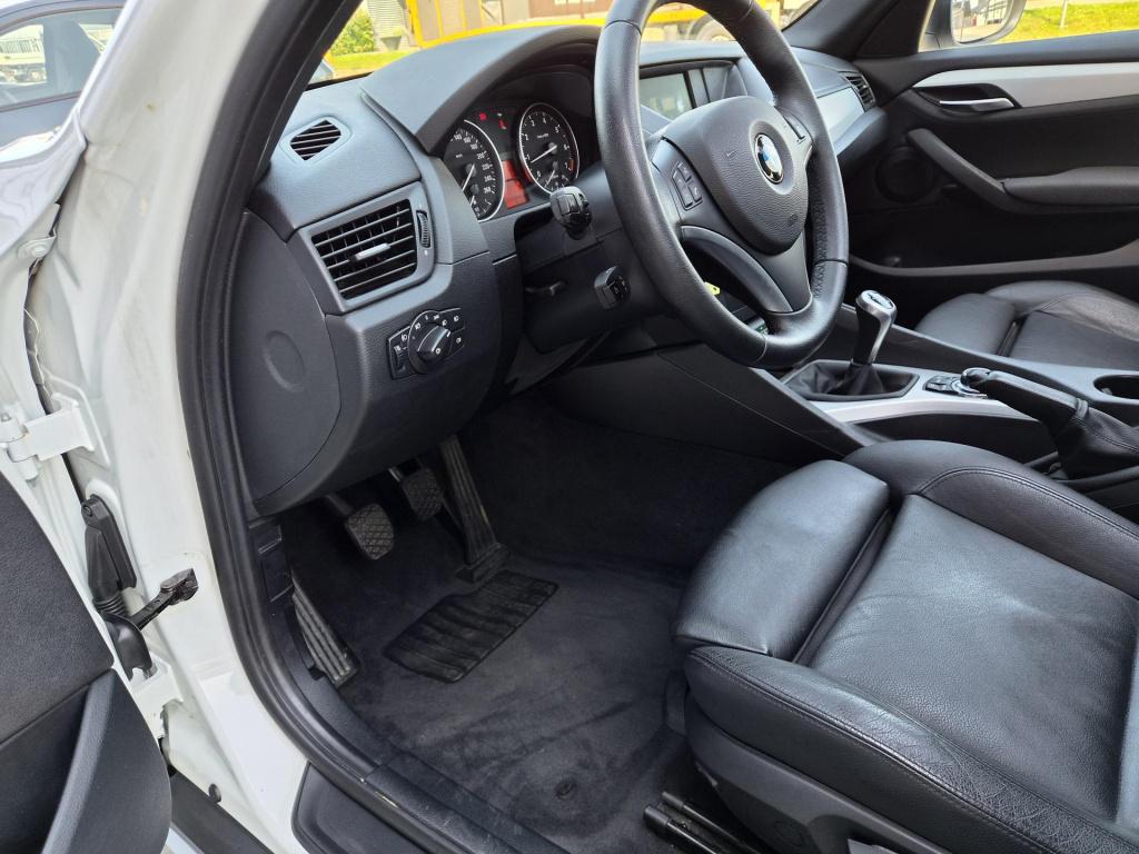 BMW X1 sdrive18i executive