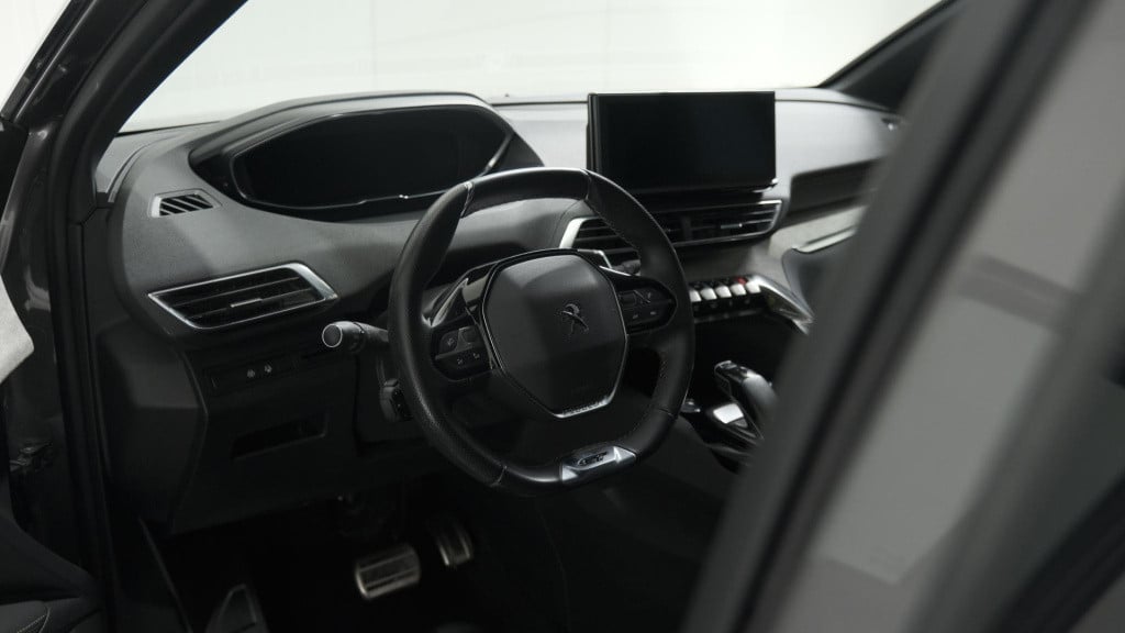 Peugeot 3008 1.6 puretech 180 eat8 gt | trekhaak | camera | dodehoekdetecti