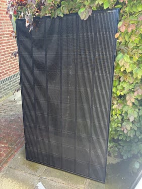 4x LG300 zonnepaneel 2016