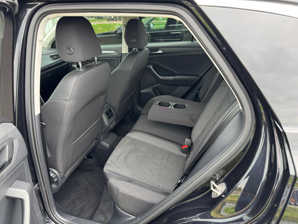 Volkswagen T-roc 1.5 tsi style edition dsg / carplay , elektische achterkle