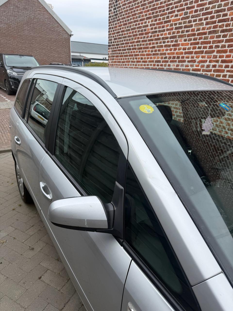 Opel zafira 1.8 140 pk ecotec 164.117 km zuinig met brandstof