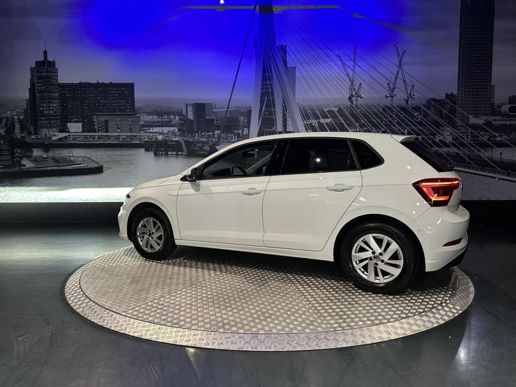 Volkswagen Polo 1.0 tsi style *iqlight*appconnect*winterpack*acc*