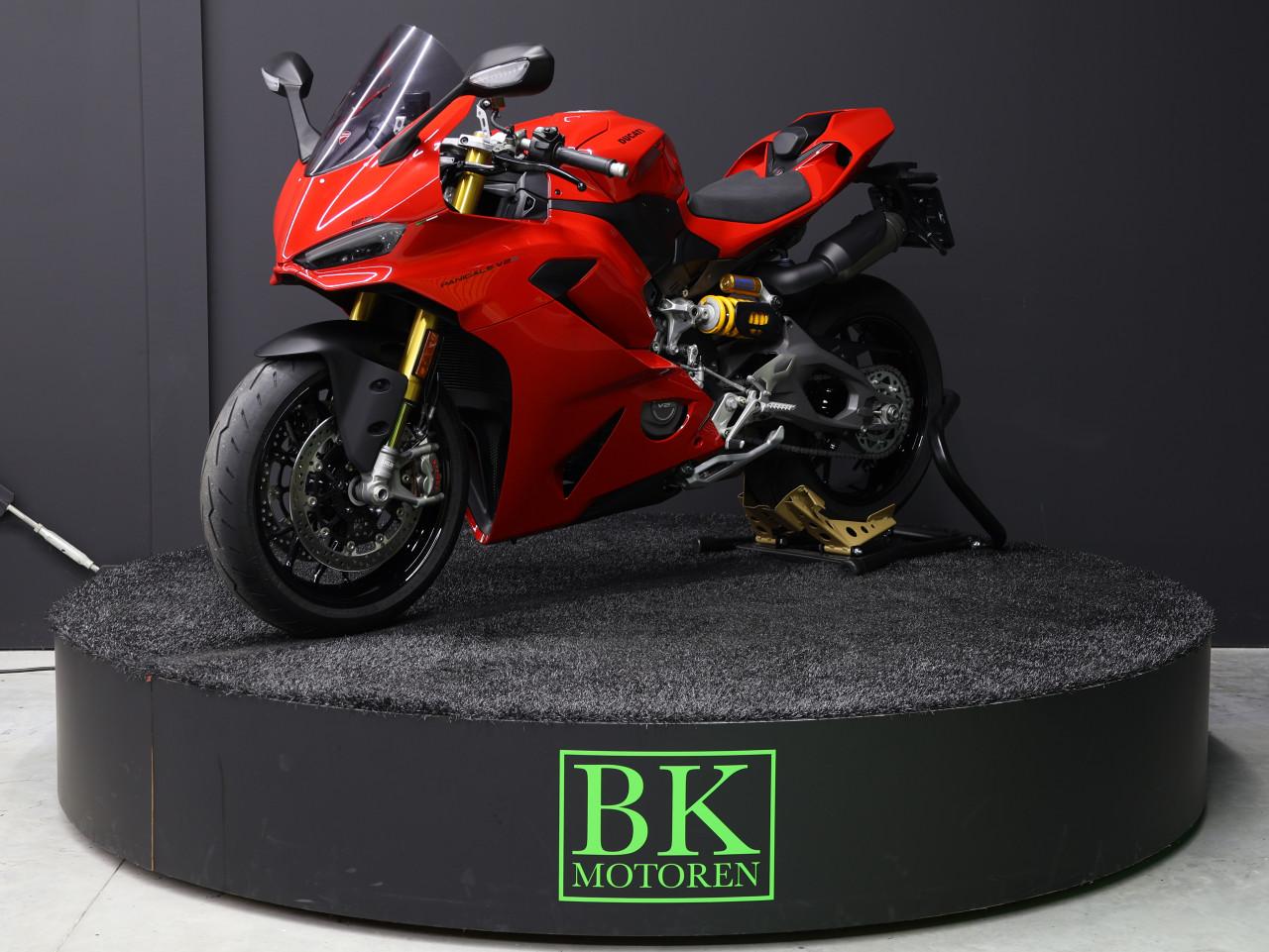 Ducati Panigale V2 S - BTW MOTOR