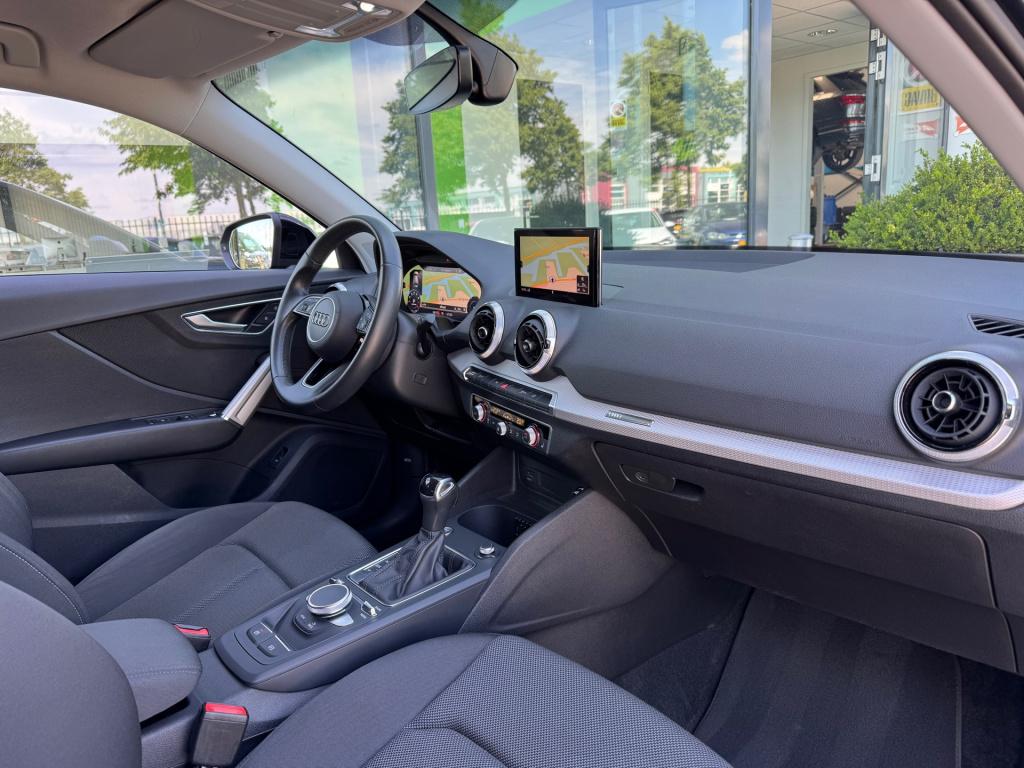 Audi Q2 35 tfsi s edition * virtual cockpit * carplay * keyless * camera
