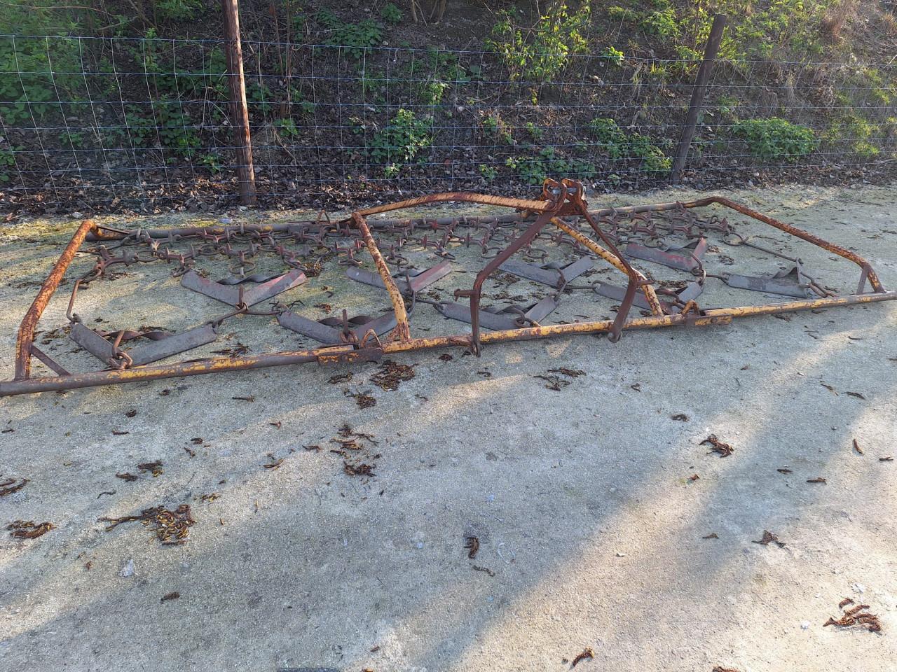 Weidesleep met echte Mols hoop driehoeken voor extra egalisatie