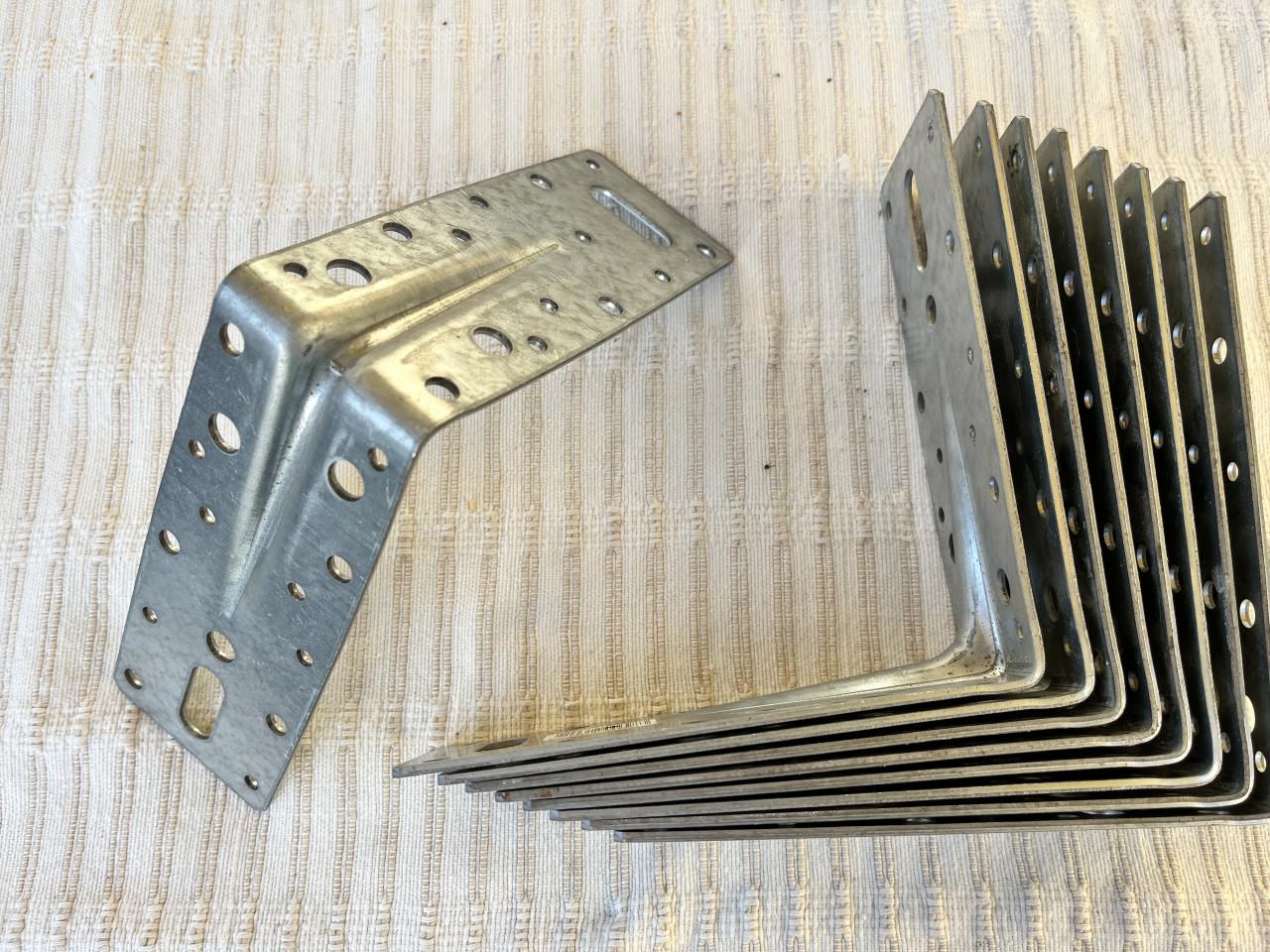 Balkdragers en hoekankers