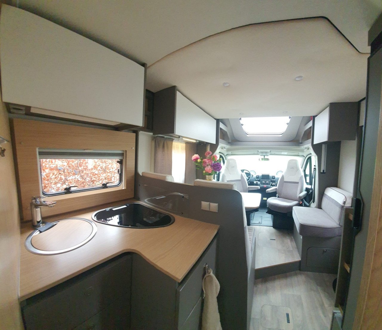 LMC Tourer Lift H730G Sunlight V60 Citroen