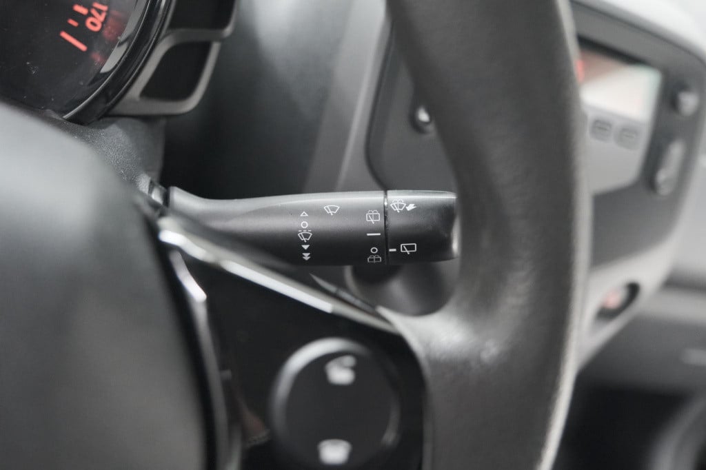 Peugeot 108 1.0 e-vti active | airco | bluetooth | elektrische ramen | 5 de
