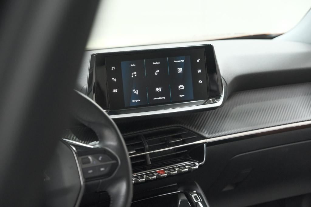 Peugeot E-2008 ev allure pack 50 kwh | 3 fase laadfunctie | parkeersensoren