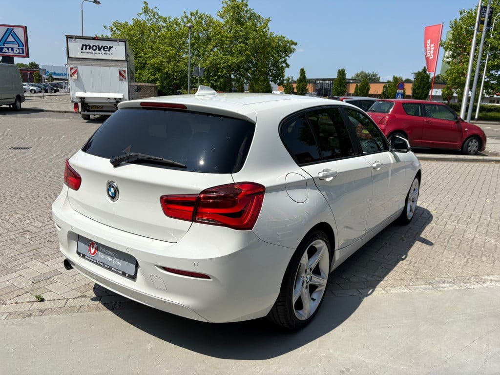 BMW 1 Serie 118i corporate lease executive