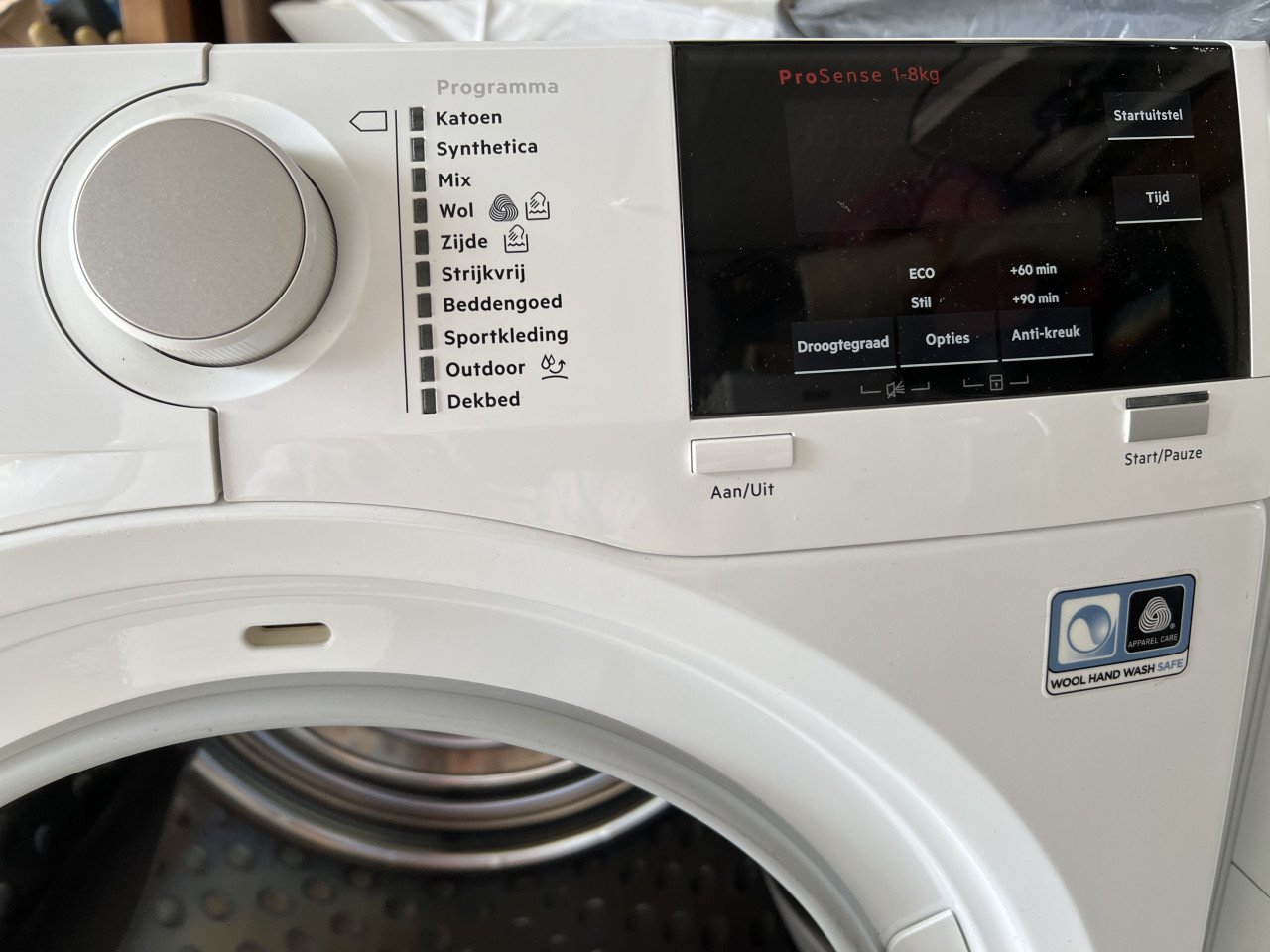 AEG T8DB84GW 8000 serie AbsoluteCare Warmtepompdroger 8 kg. Trommel