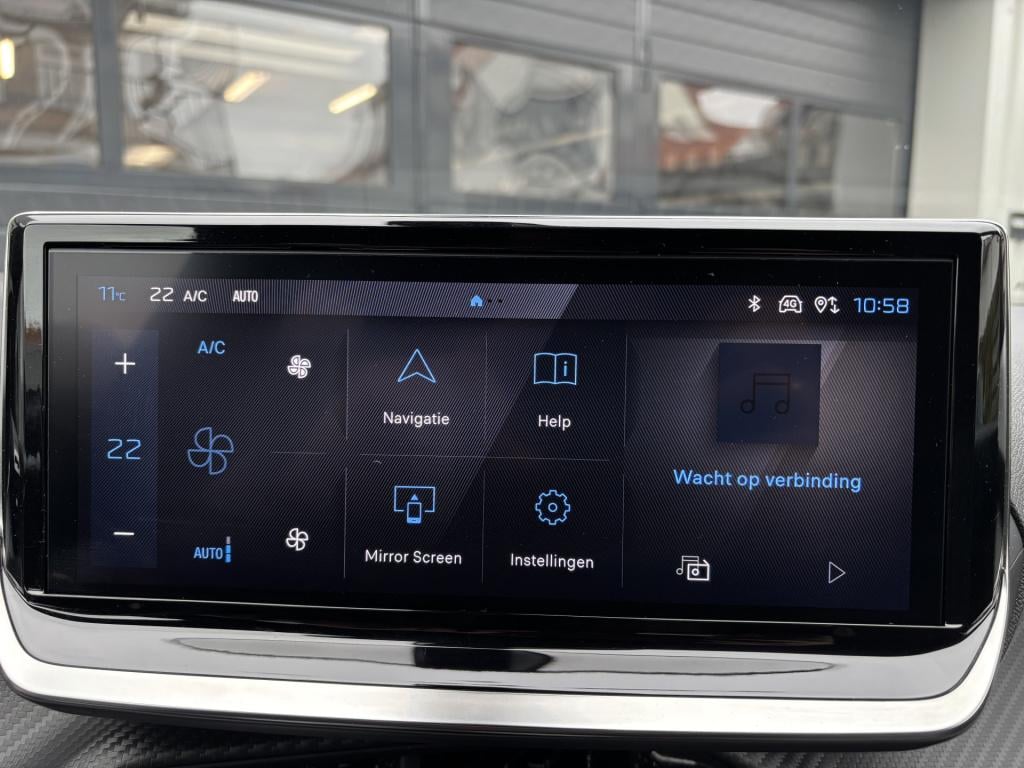 Peugeot 2008 automaat 1.2 puretech 130 allure