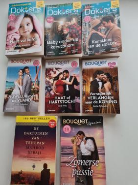 8 stuks Bouquet reeks en Dokter Romans 8 stuks voor €5