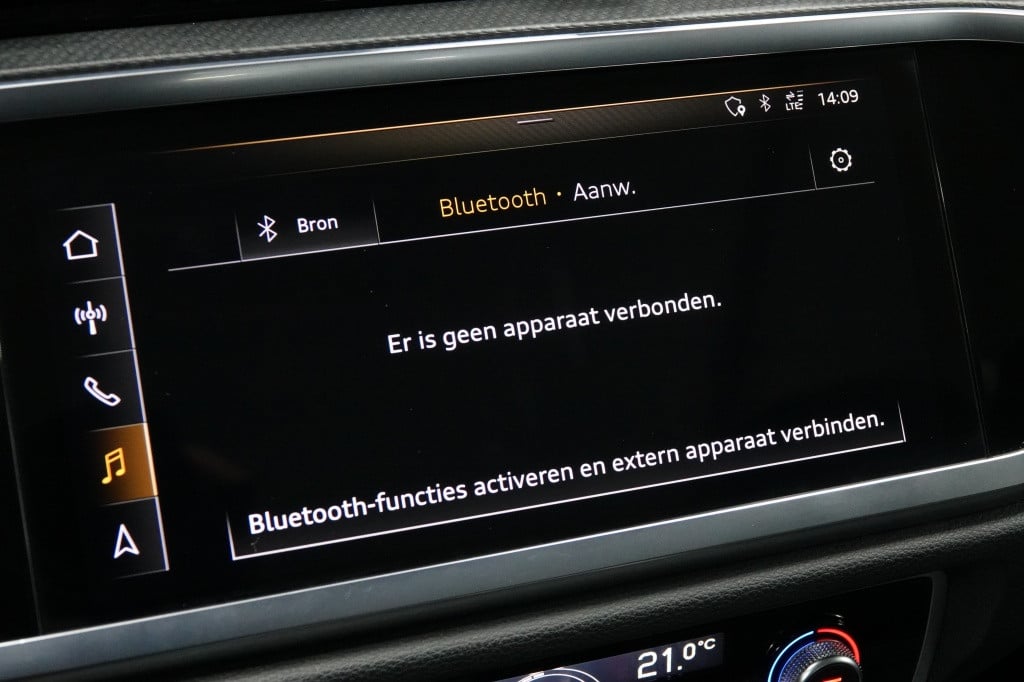Audi Q3 1.5 tfsi | panoramadak | pdc |