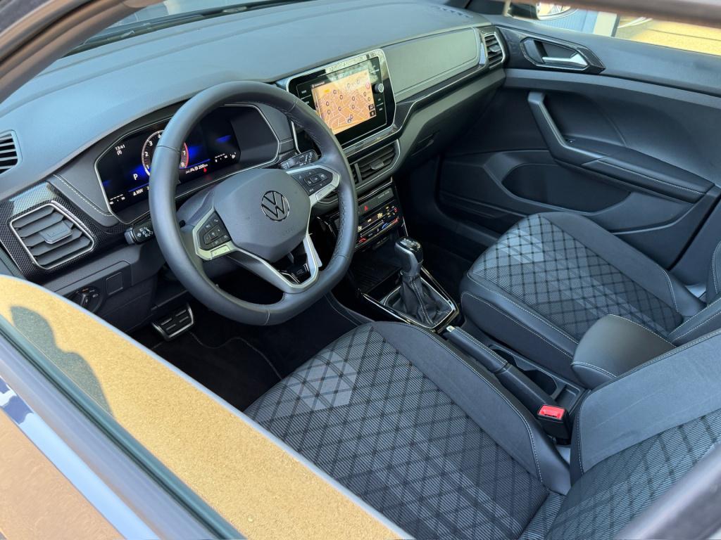 Volkswagen T-cross 1.5 tsi 150pk dsg r-line | black style | trekhaak | iq l