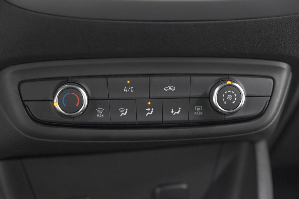 Opel Crossland X 1.2 turbo 110 online edition | trekhaak | apple carplay | 