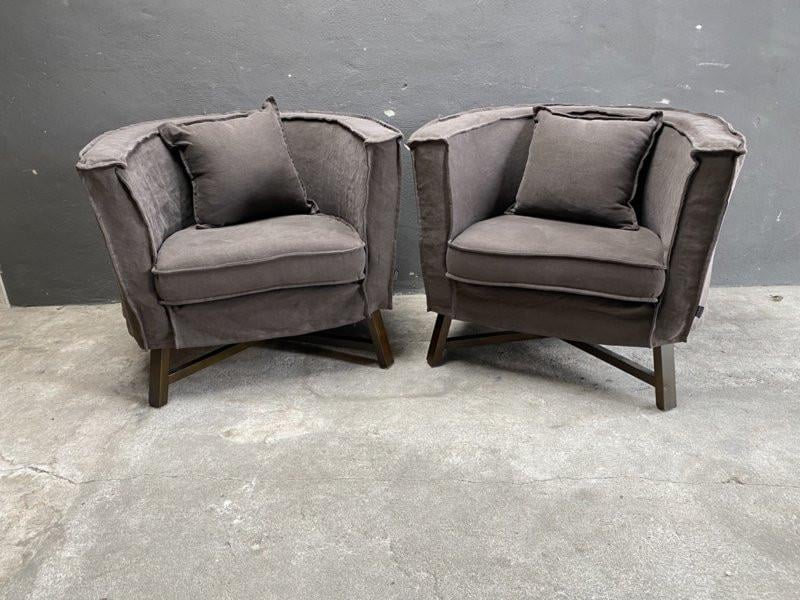 DIVERSE SPIEGELS, KLEINE TAFELTJES, BANKJES. VERLICHTING, 3Z FACTORY