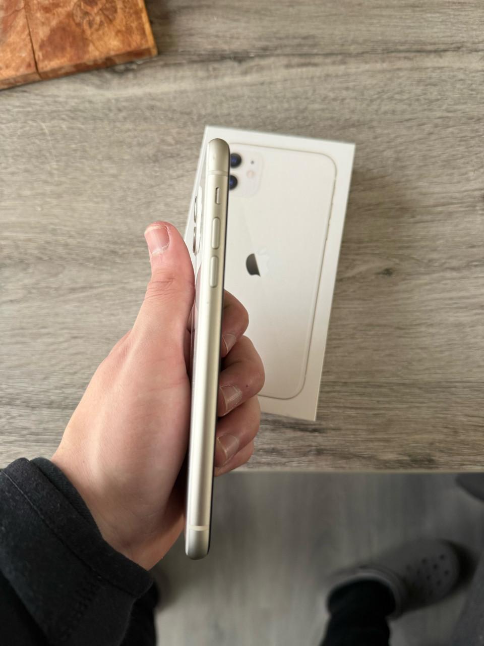 Iphone 11 (64GB) ZGAN