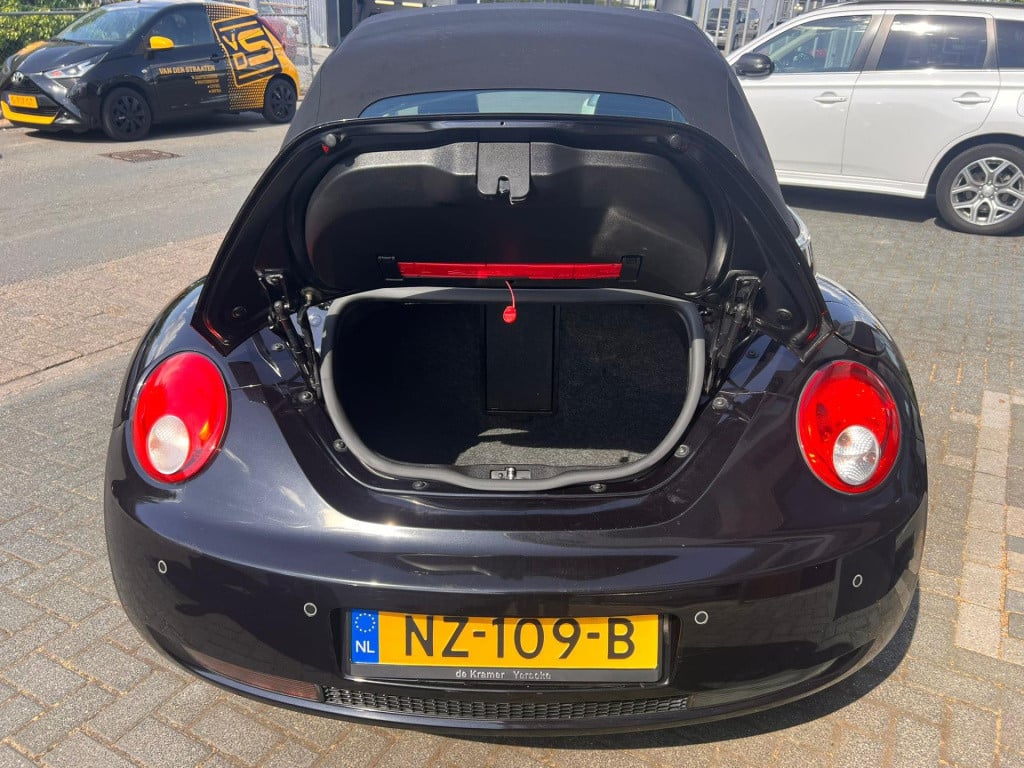 Volkswagen New Beetle cabriolet 1.6 highline