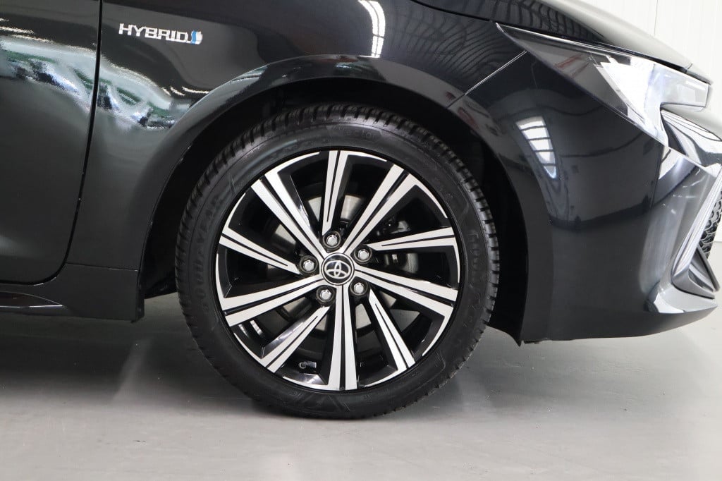 Toyota Corolla Touring Sports 1.8 hybrid dynamic