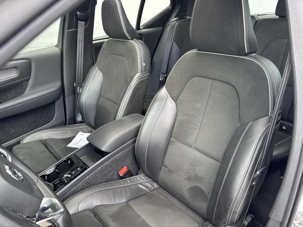 Volvo XC40 1.5 t5 recharge r-design |panodak | trekhaak | harman kardon