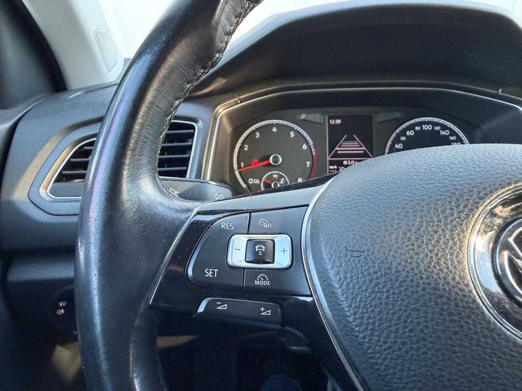 Volkswagen T-roc 1.5 tsi 150pk sport