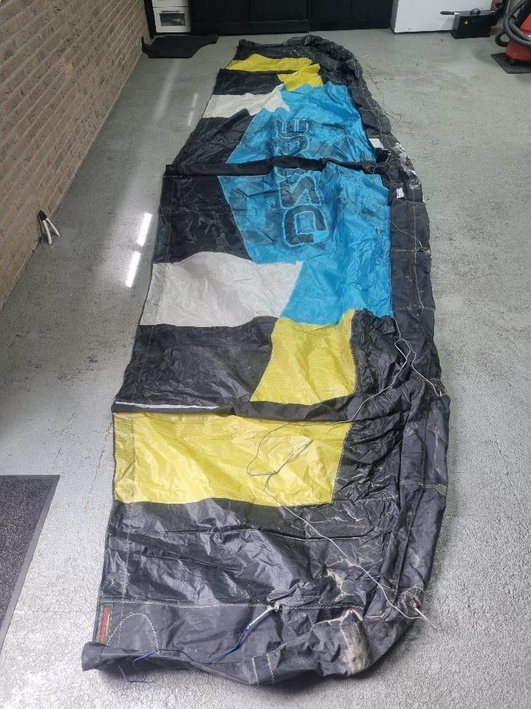 Ozone Catalyst 8 kite. Voor beginners, incl. harnas & lijnen