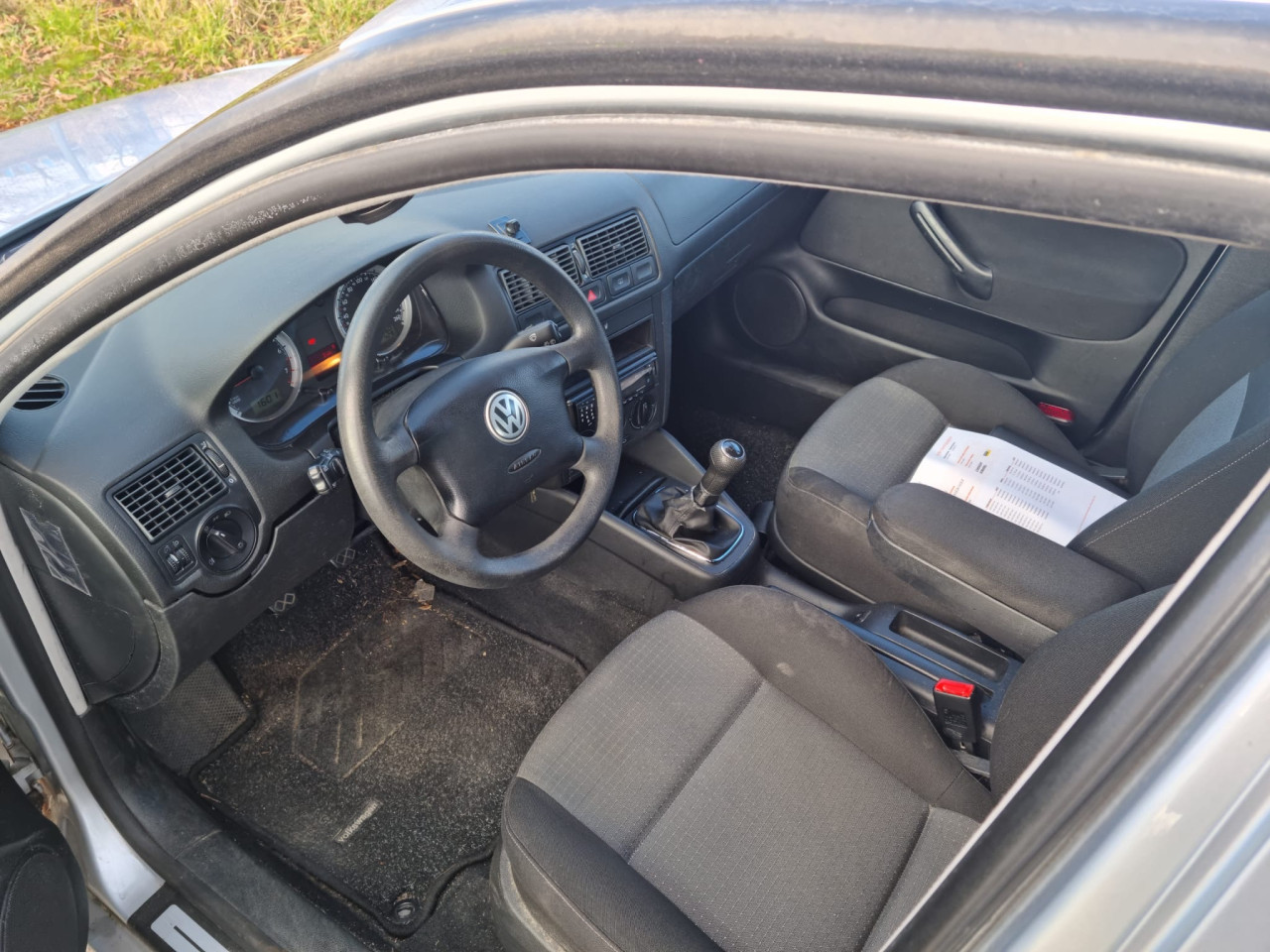 Vw golf 1.6i bj 2004 258.000 1 jaar apk